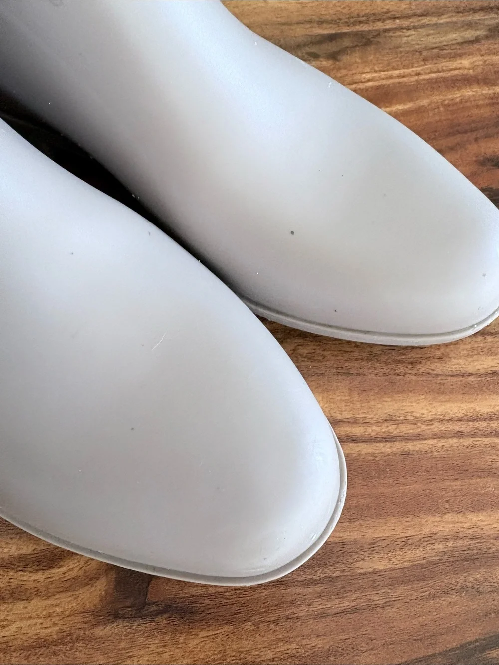 Women’s Neutral Beige Ankle Height Rubber Rain Boots Size 7 Shoes